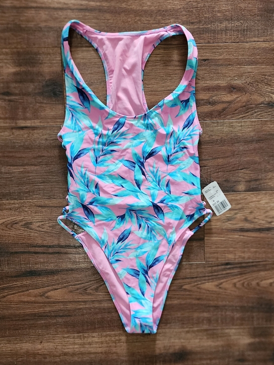 Forever 21 Other - NWT Forever 21 Junior's Leaf Print Caged Back High Cut One Piece Swimsuit Medium